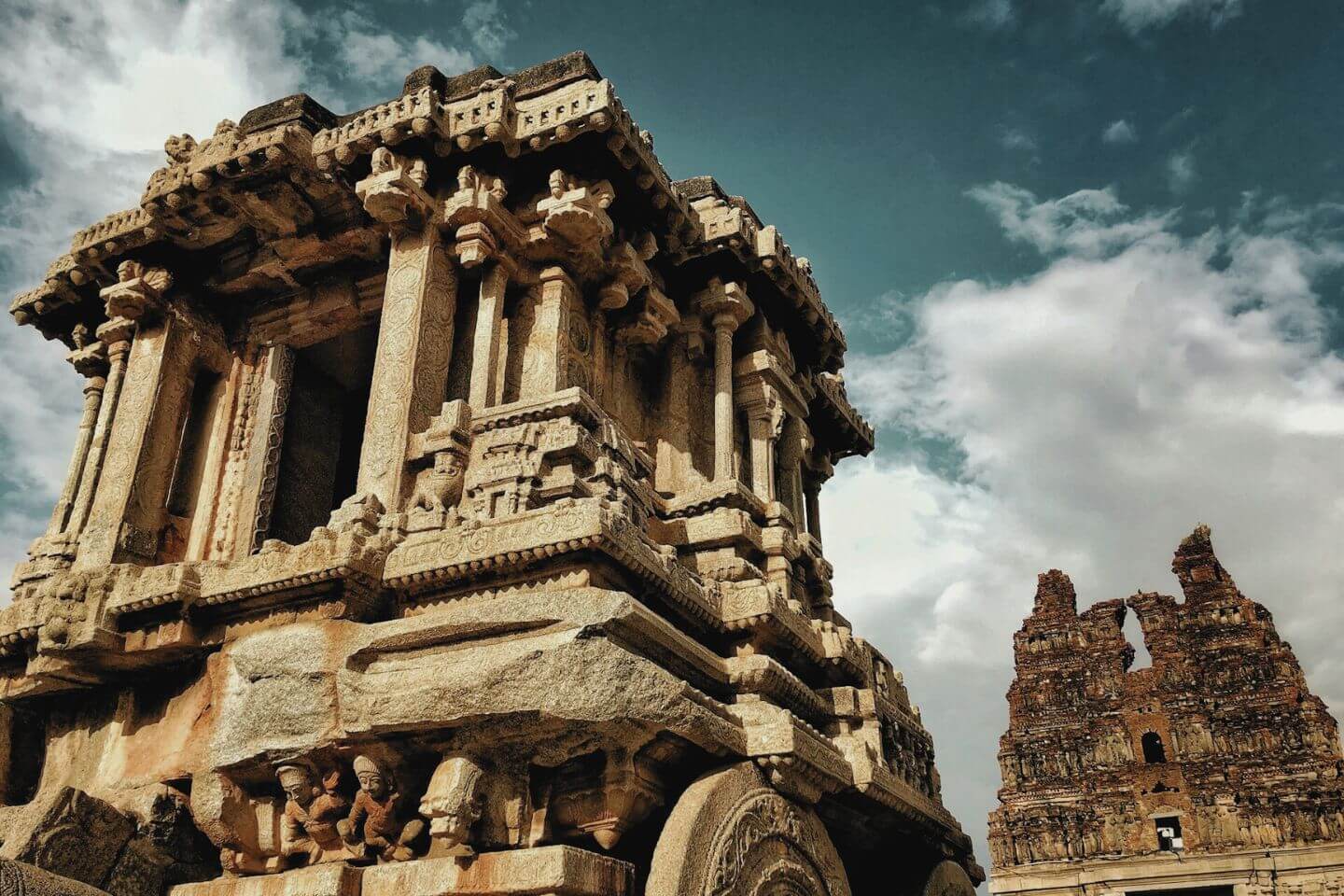 Hampi Tour Packages for 5 Days 4 Nights with Price & Itinerary