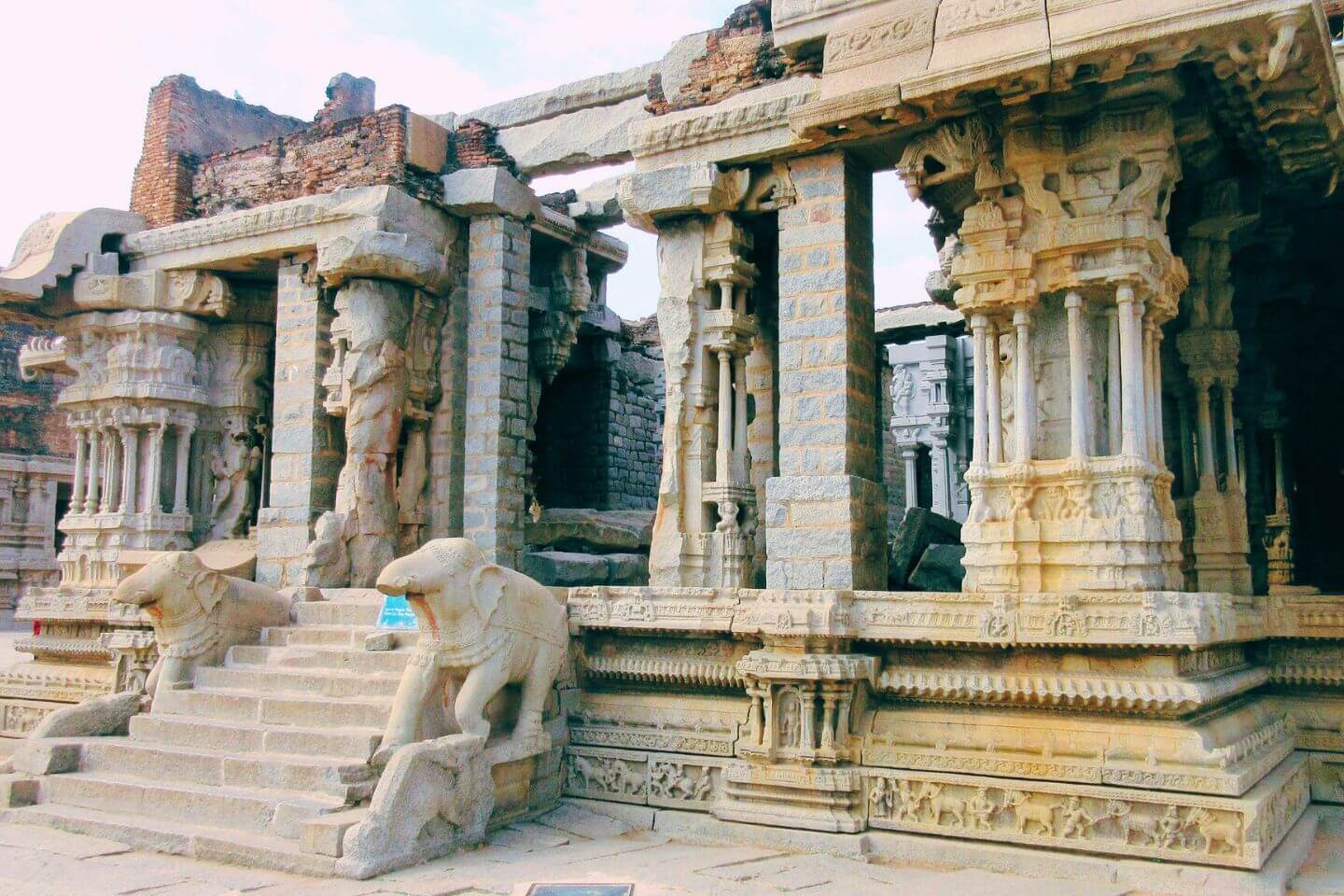 Hampi Tour Packages for 6 Days 5 Nights with Price & Itinerary